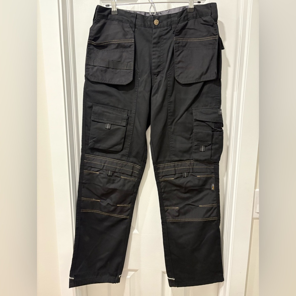 Sidewinder men’s Black Cargo utility work Pants 34x32 done knee cordura